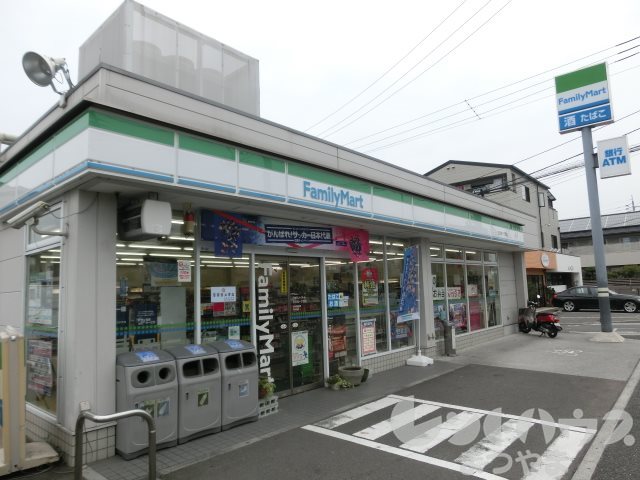 ネスト山越 コンビニ