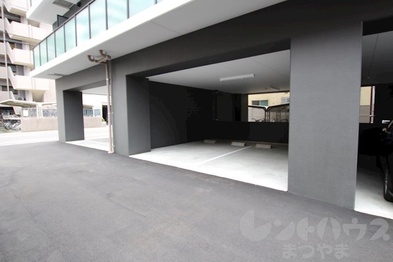 GARIREO　CITY　TERRACE 駐車場