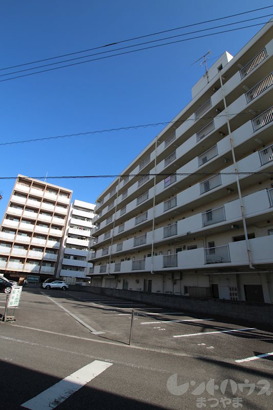 松山西ハイツ 外観