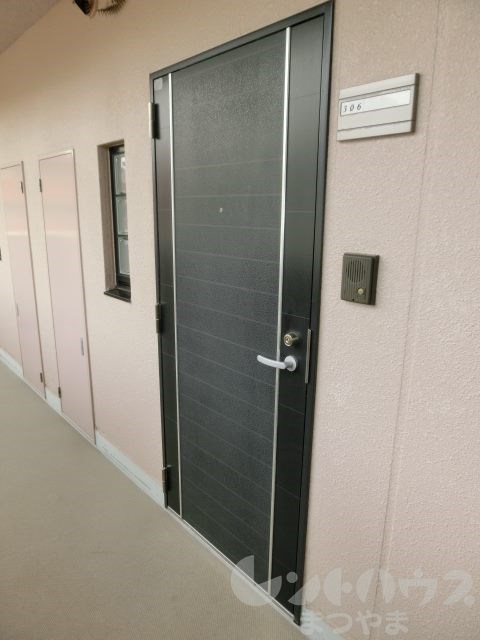 フローレスタ道後 玄関