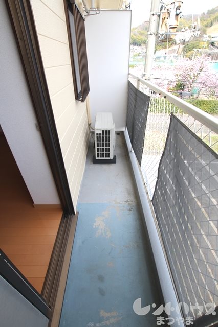 ハイツ島口 ベランダ