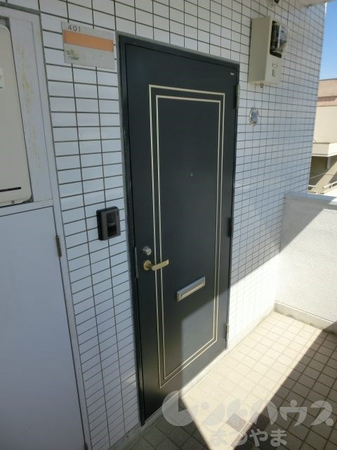 ジョイフル第3今市 玄関