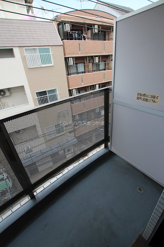 コーポラスたなか ベランダ