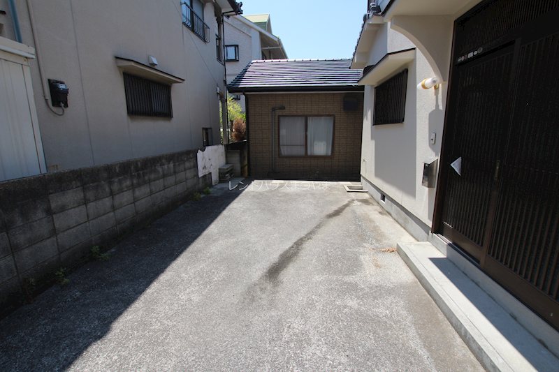 田中住宅 玄関