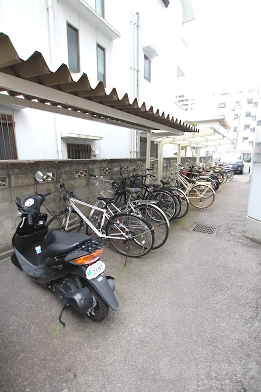 マンションふじ 駐車場