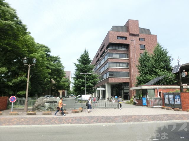 ドゥマンクレール 大学・短大