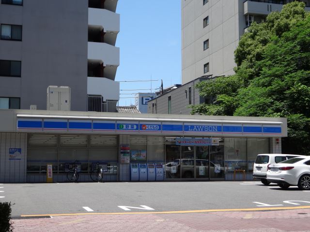 ゴッドヒル栄 コンビニ