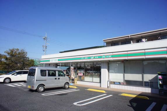 メゾンナナワ コンビニ