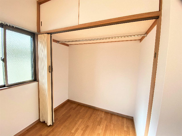 サンハイツ鶴羽 収納