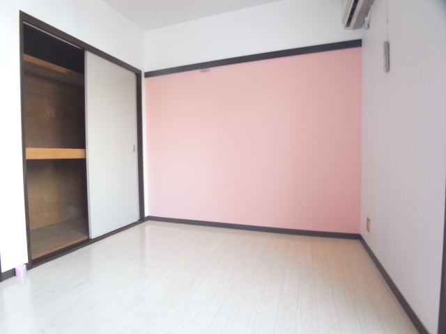 フロリアード本山 リビング