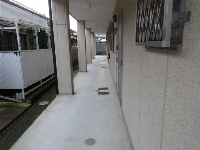 コーポプリデール エントランス