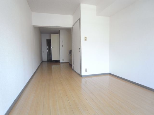 幸川マンション南館 リビング