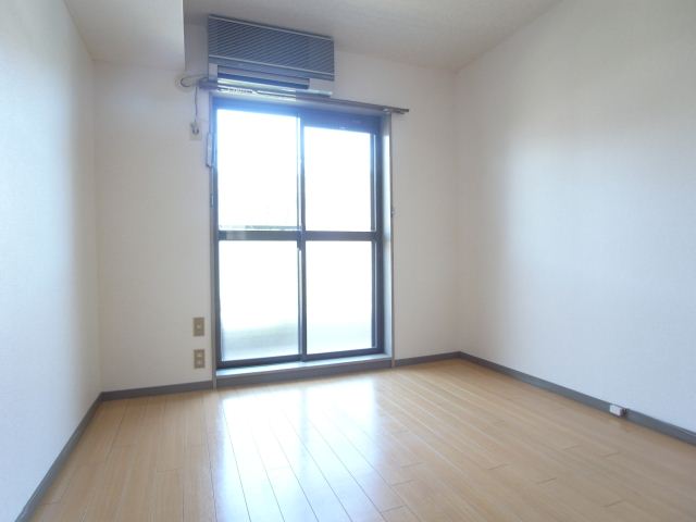 幸川マンション南館 リビング