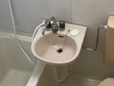 サンヒルズ 洗面所