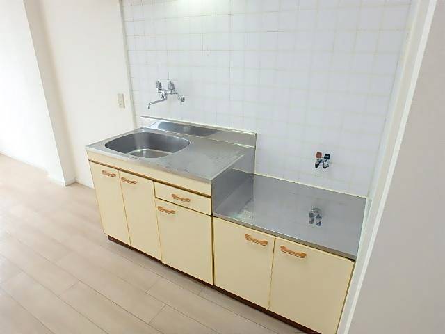 リバティビレッジ キッチン