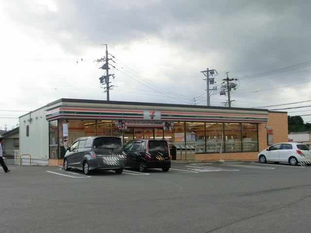 駅前ビル コンビニ