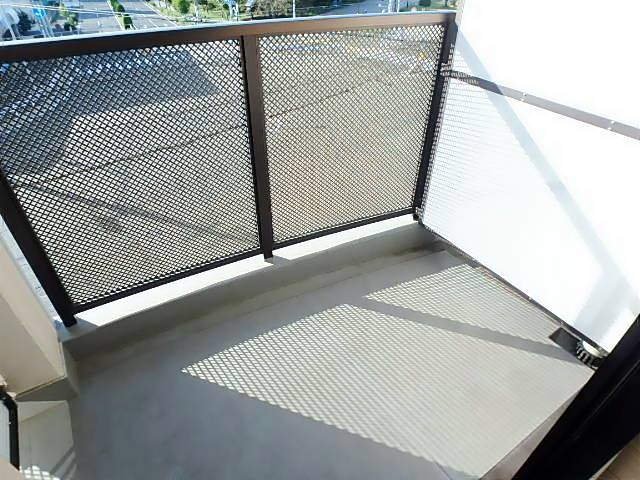 エクセレンス山中 ベランダ