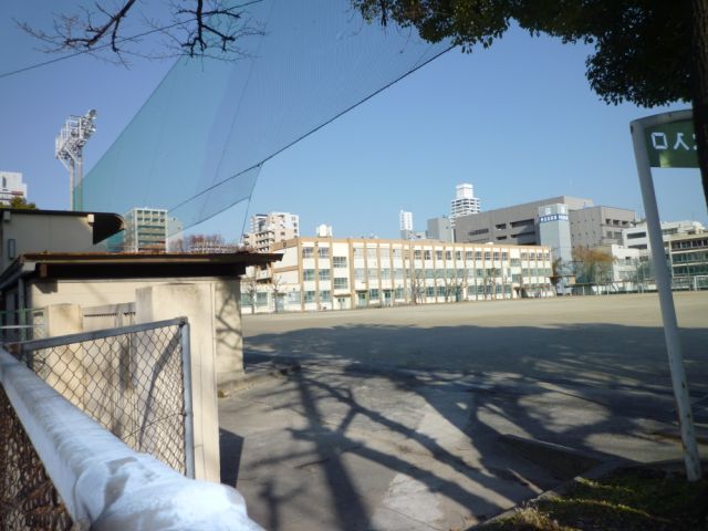 ゴッドヒル栄 中学校