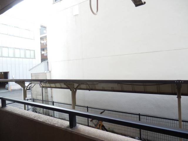 メルヴェーユ高辻 エントランス