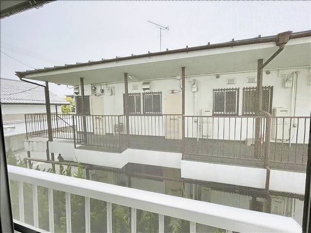川本マンション ベランダ