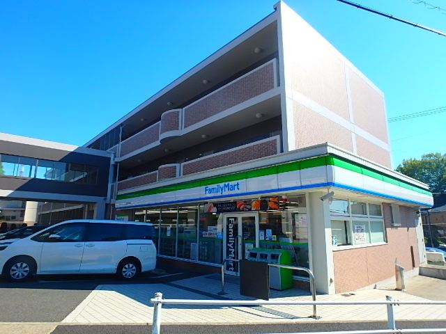 セジュール前山 コンビニ