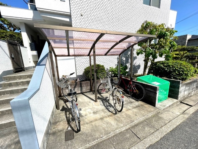 カルボンヌ音聞山 エントランス
