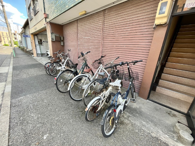 すみれビル 駐車場