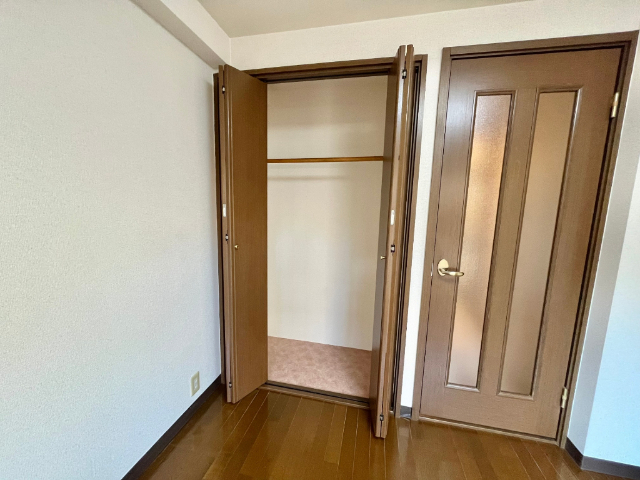 すみれビル 収納