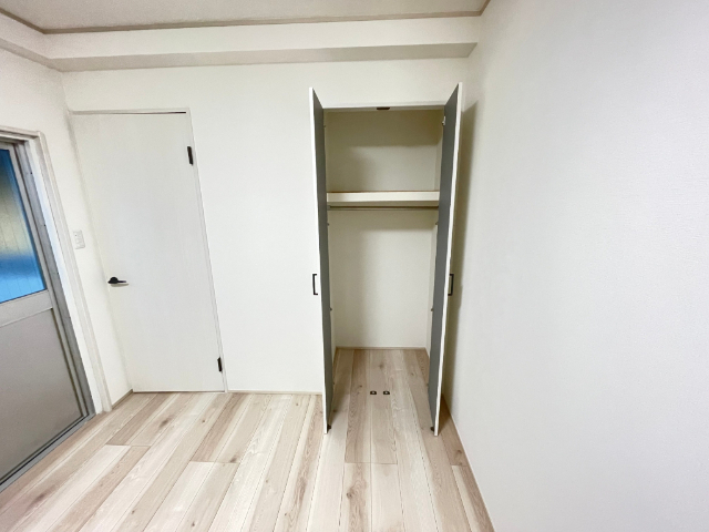 八神ビル 収納