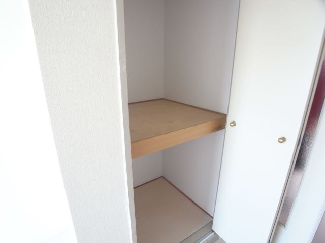 ラポール赤坂 収納
