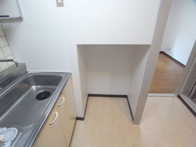 メゾンドール本山 玄関