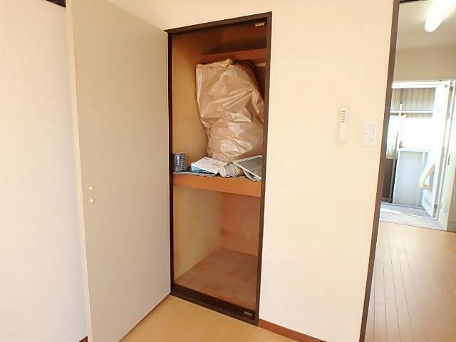 シャルム川原 収納