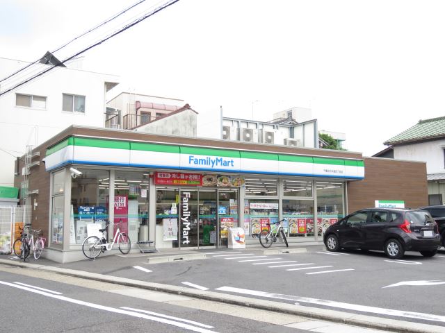 シャルム川原 コンビニ