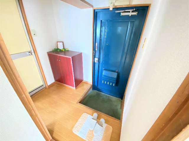 サンハイツ鶴羽 玄関