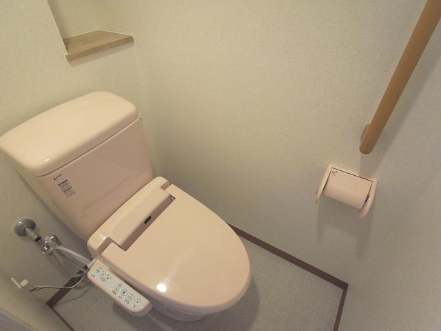 フォレスト那古野 トイレ