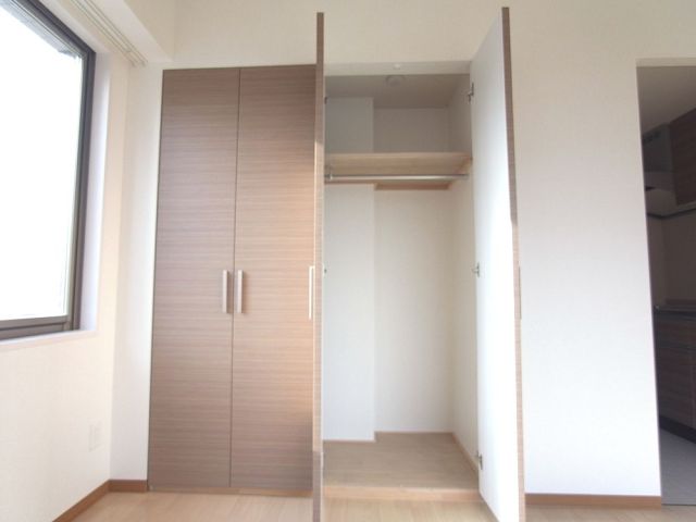 フォレスト那古野 収納