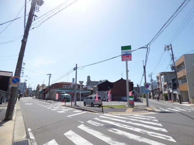 ラフィネ東枇杷島 コンビニ