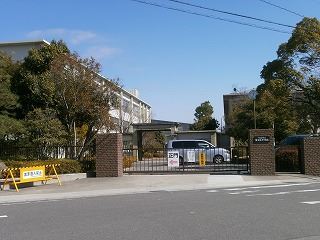 ＡＺＡＬＥＡ１号館 中学校