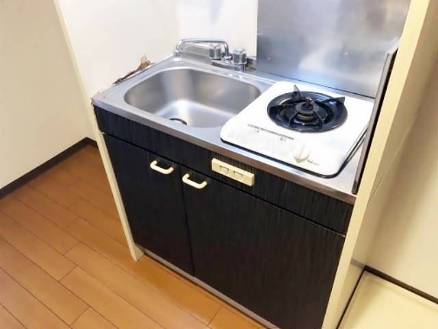 岡地レジデンス笹島 キッチン