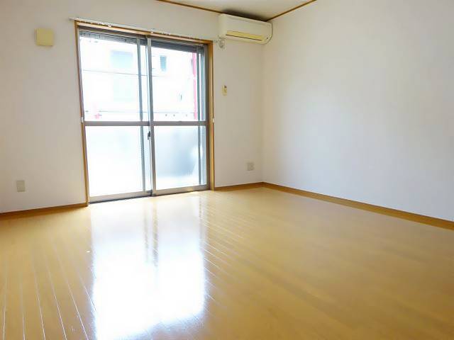 ＣＡＬＭ　ＧＲＯＶＥ リビング