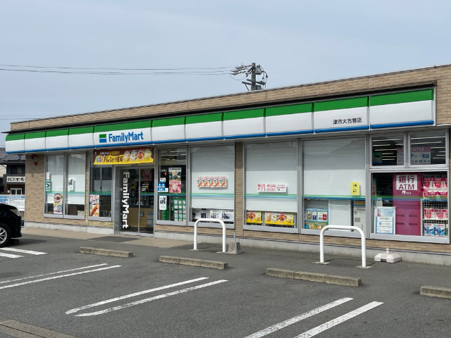 ＣＡＬＭ　ＧＲＯＶＥ コンビニ