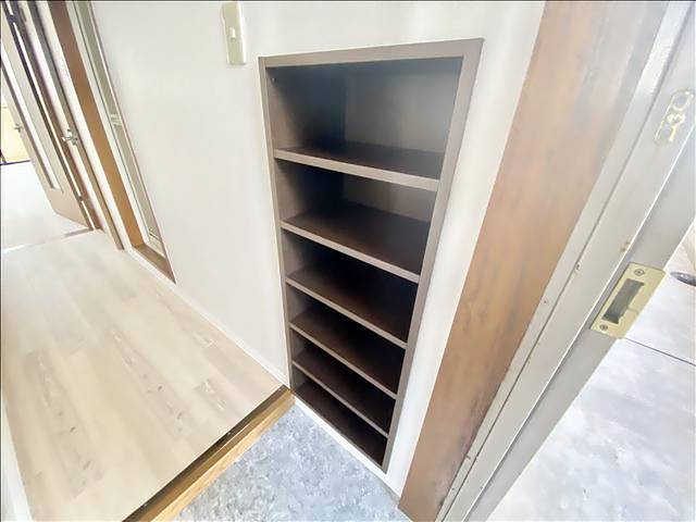クラブ亭ビル 収納