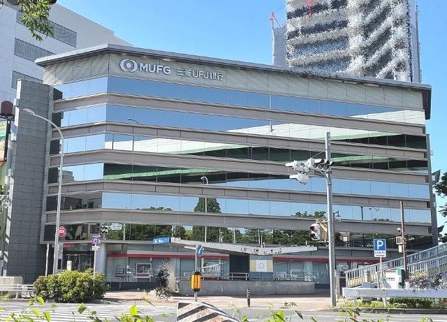 LUMINOUS TSURUMAKOEN 銀行