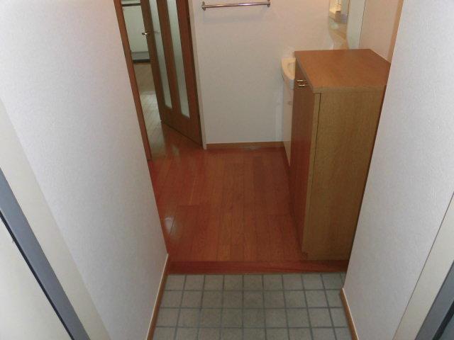 パークハイム鶴舞 玄関