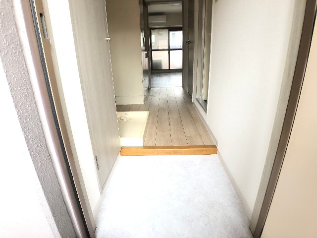 アルカディア谷口 玄関