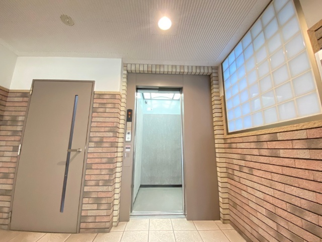 エクセラ桜山 ロビー