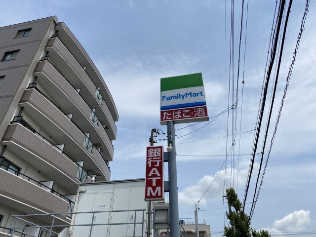 赤いハンカチ（東区） コンビニ