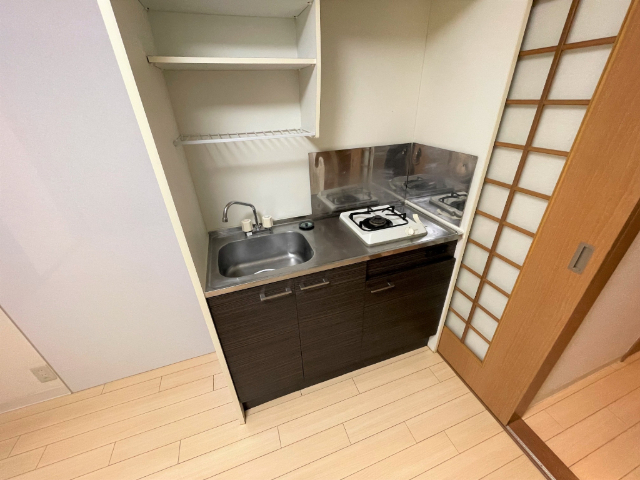 グランドール栄生 キッチン