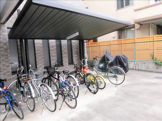 ラフォーレ鶴舞 駐車場