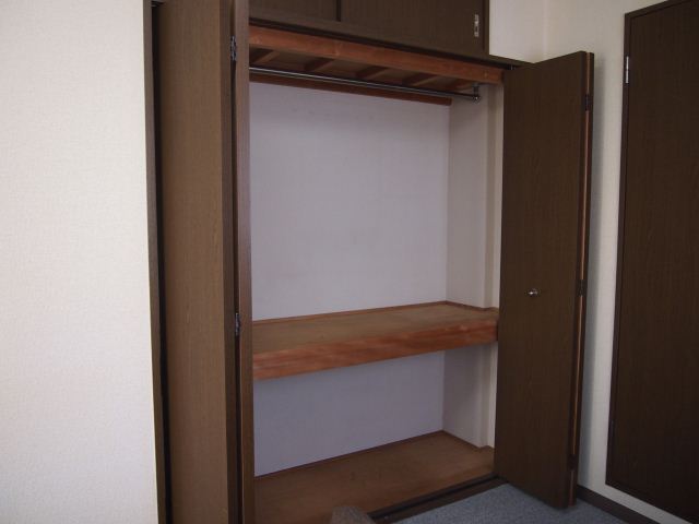 ハイツ花みずき 収納